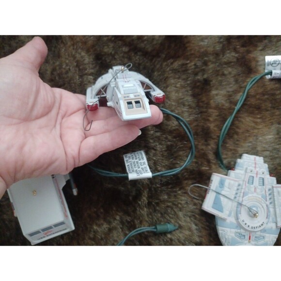 Star Trek Star Ship Lot Of 4 Hallmark Christmas Ornaments 90's - Picture 8 of 9